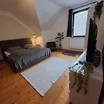 Wanderlust Family - Self Check-in, Near Area Appartement