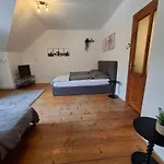 Wanderlust Family - Self Check-in, Near Area Appartement
