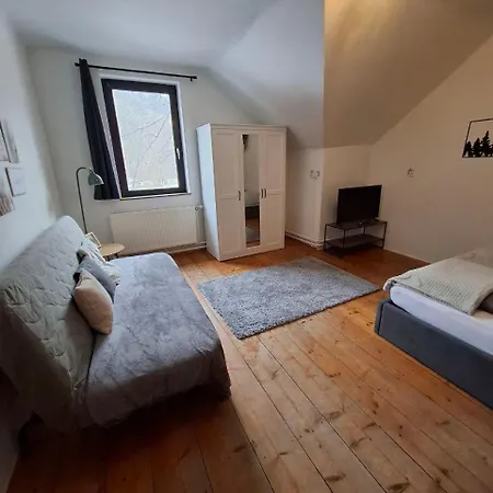 Wanderlust Family - Self Check-in, Near Area Apartman
