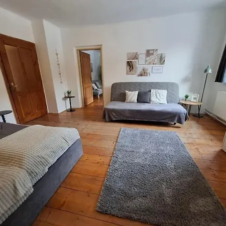 Wanderlust Family - Self Check-in, Near Area Apartment Stixenstein