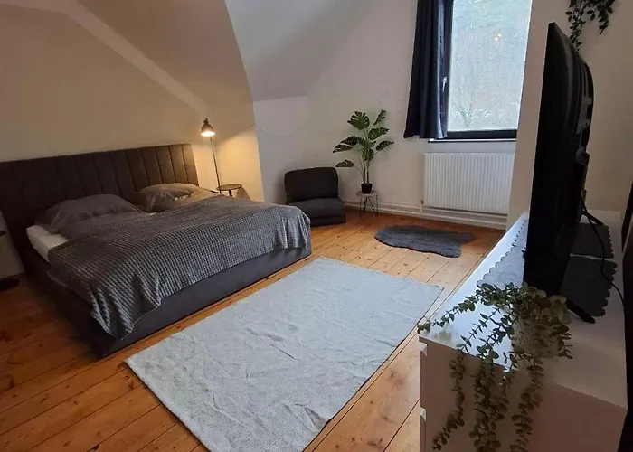 Wanderlust Family - Self Check-in, Near Area Apartman