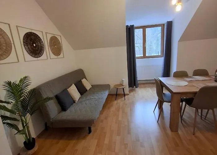 Wanderlust Family - Self Check-in, Near Area Apartman *