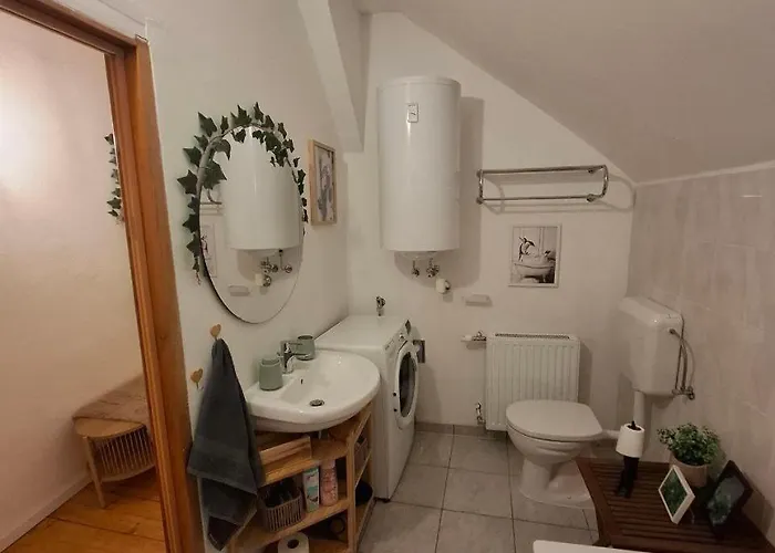 Wanderlust Family - Self Check-in, Near Area Apartamento